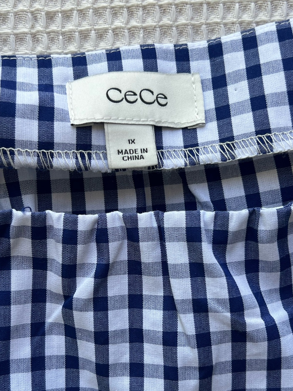 CeCe 1X Gingham Puff Sleeve 100% Cotton Blouse Navy White Cottagecore Coastal - Picture 5 of 7